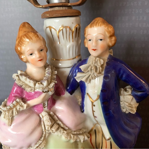 VTG COLONIAL LAMP LADY AND MAN VANITY BOUDOIR - Picture 2 of 11